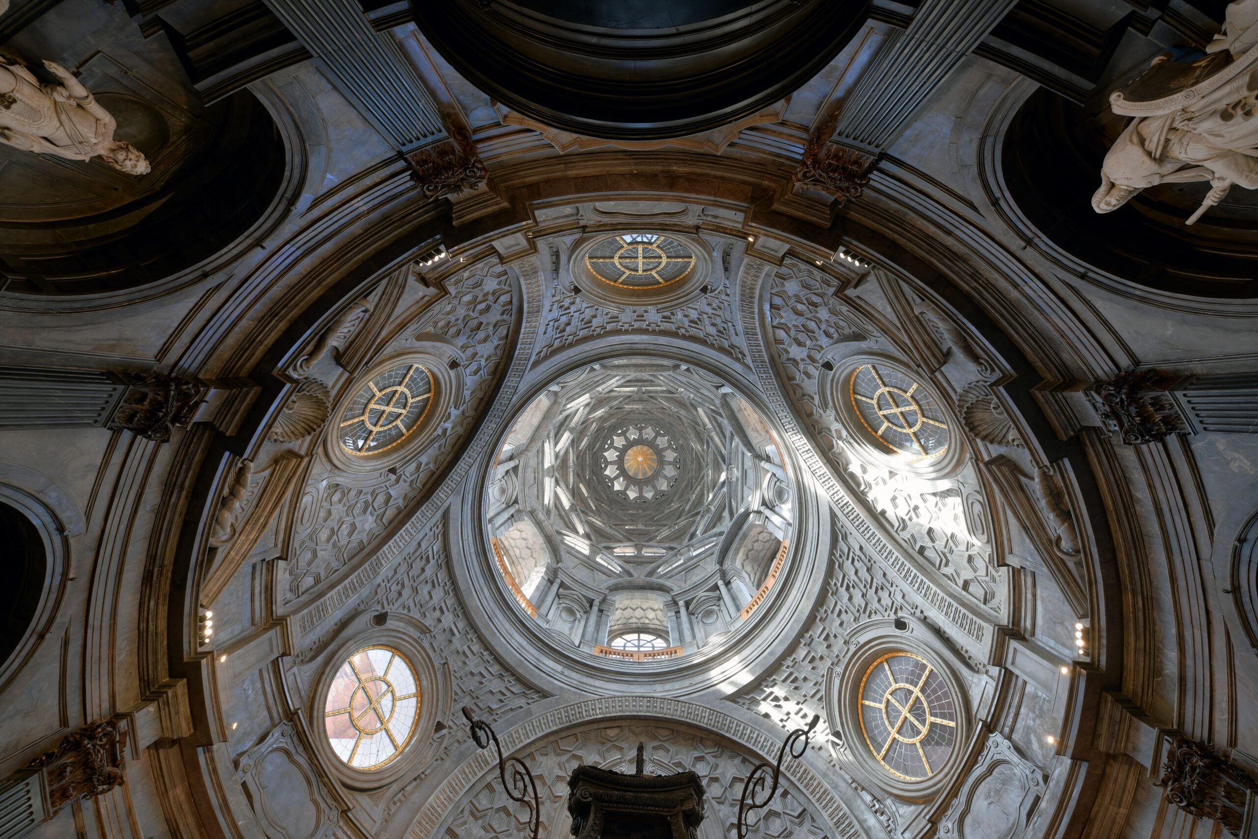 Dove Si Trova La Sindone A Torino Duomo di Torino e cappella della Sacra Sindone - Torino Rete
