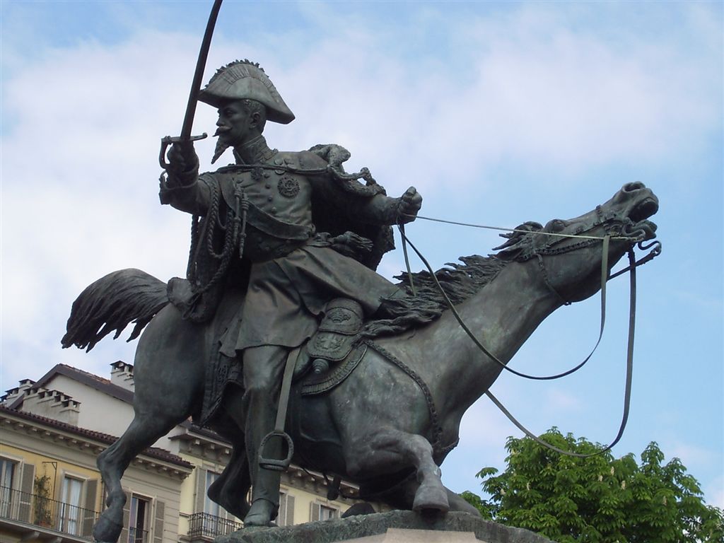 piazza solferino, visitare torino