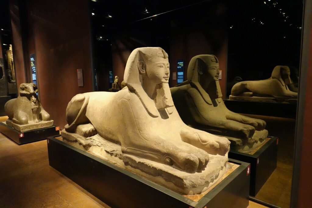 sfinge museo egizio, turismo torino