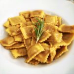 Agnolotti piemontesi: storia, origini e tradizione popolare