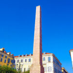 Piazza Savoia: storia dell’obelisco in granito del 1853
