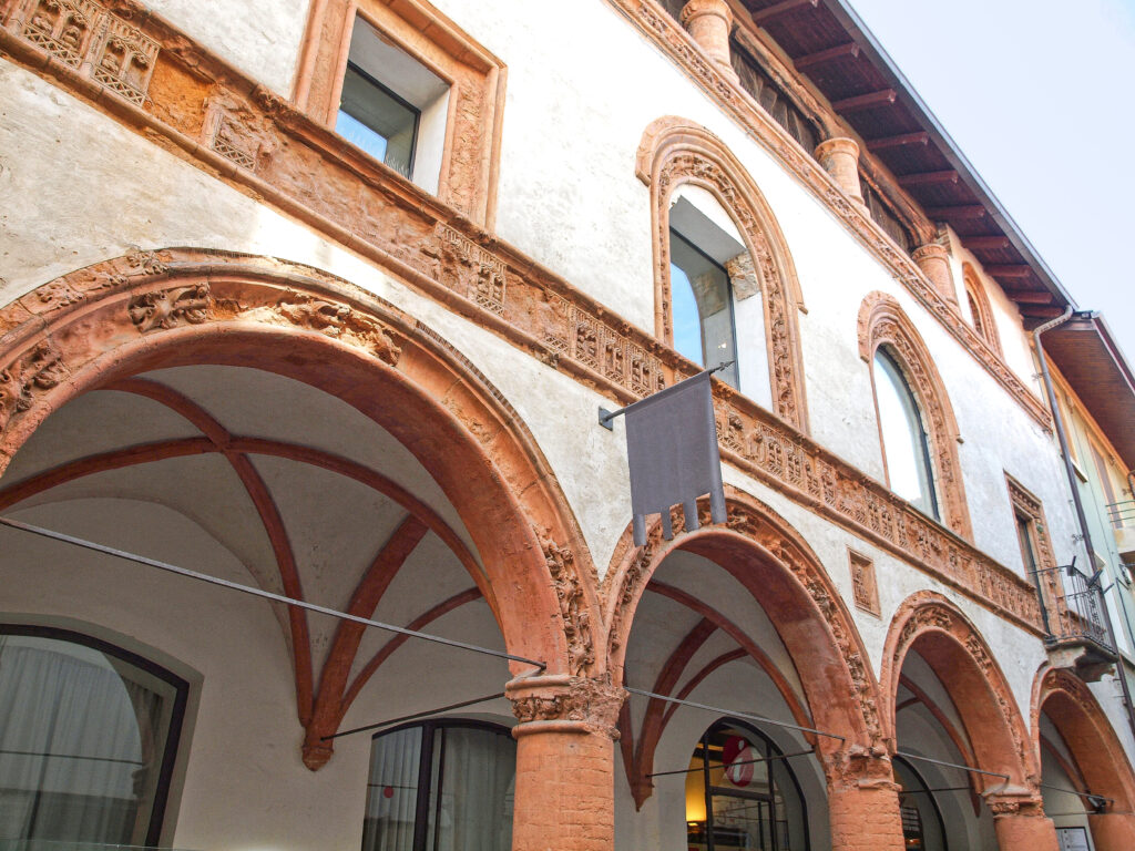 casa del conte verde