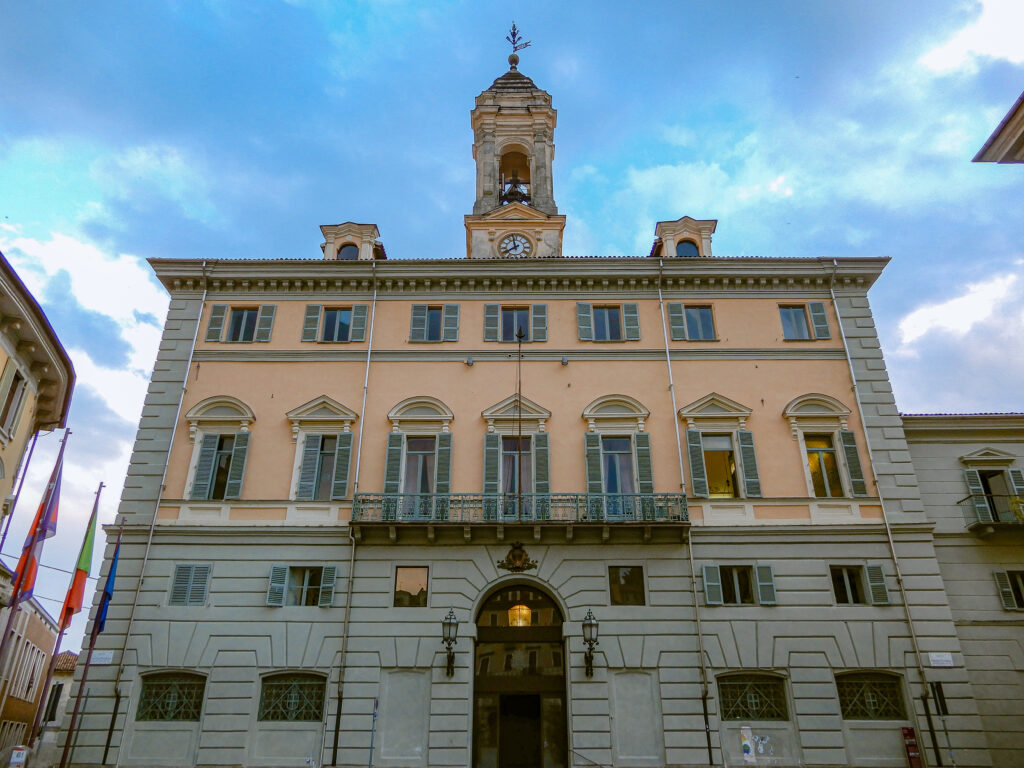 palazzo di città ivrea