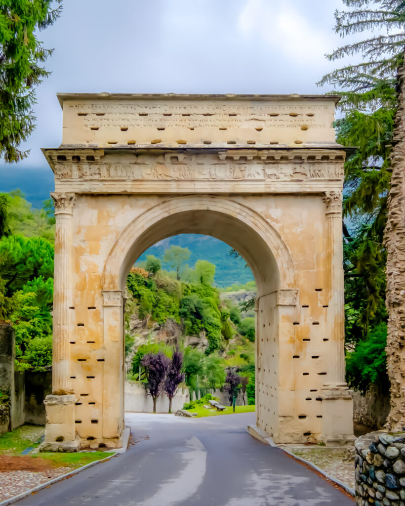 arco romano di Susa