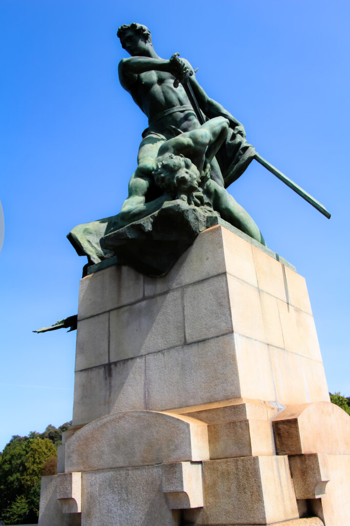 statua umberto I torino