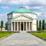 Mausoleo della Bela Rosin e storia di Rosa Vercellana