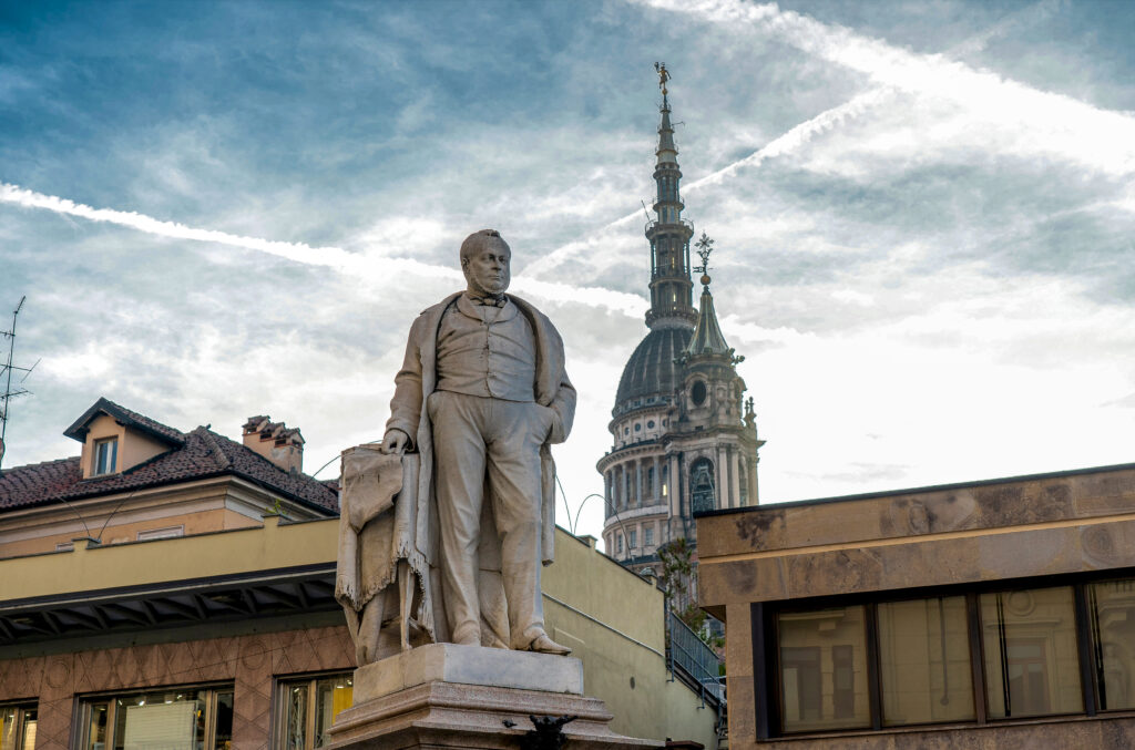 monumento camillo benso cavour