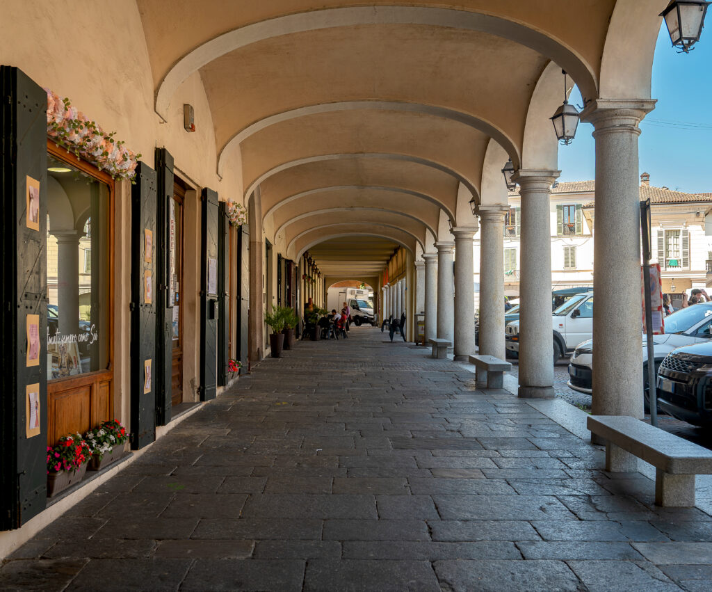 portici oleggio